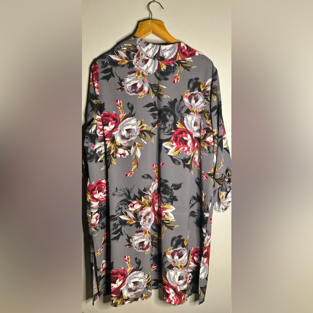 ✌️4 for $20✌️ Laura cardigan duster - Picture 9 of 10